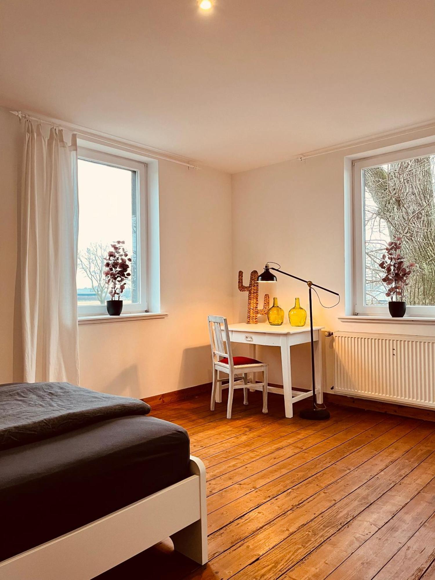 B E D & A G E D E S I G N -Extra Large- Wunderschoene Komplette Wohnung Mit Viel Platz & 4 Schlafzimmer B E D & A G E D E S I G N -Small- Wunderschoenes Zimmer Mit Bad Rechnungserstellung Fuer Geschaeftsreisende & Firmen Hünxe Exteriér fotografie